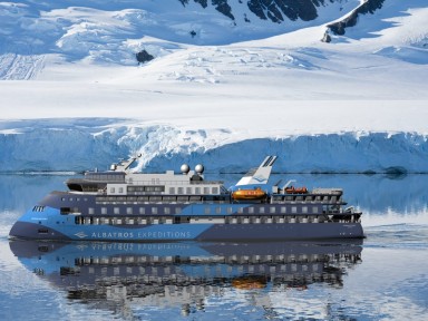 Арктический круиз - экспедиция Гренландия в маленькой группе