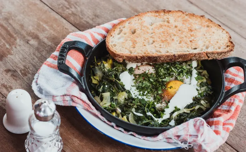 На изображении, традиционный завтрак в Ирландии, Ирландия фото